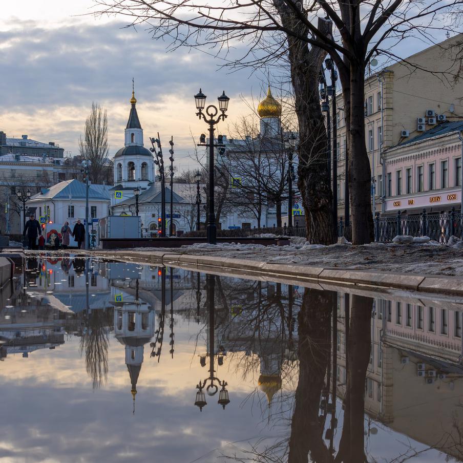 Москвичам пообещали аномально тёплое окончание марта и начало апреля