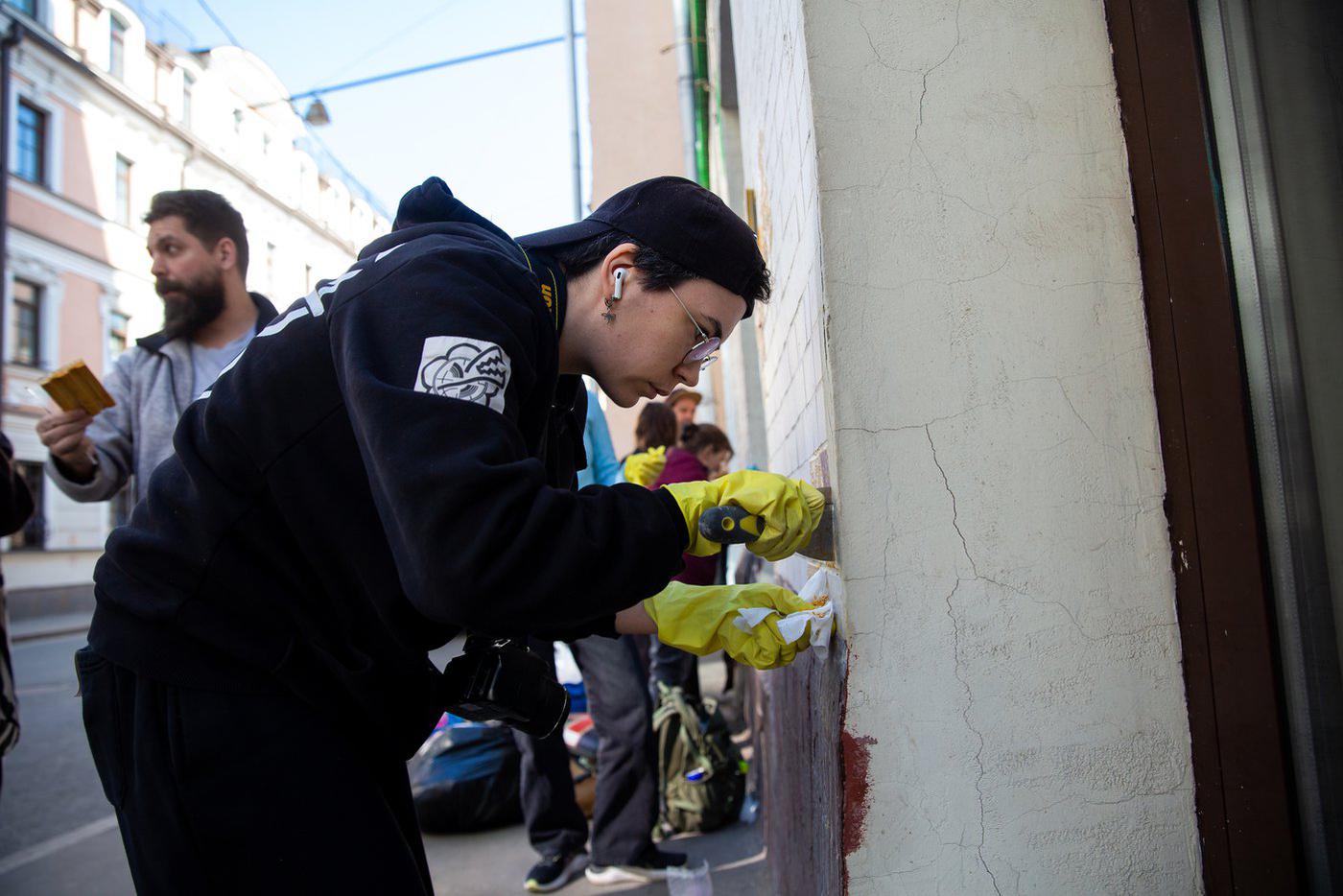 Для кого-то медитативная работа стала способом переключиться после тяжёлой рабочей недели.