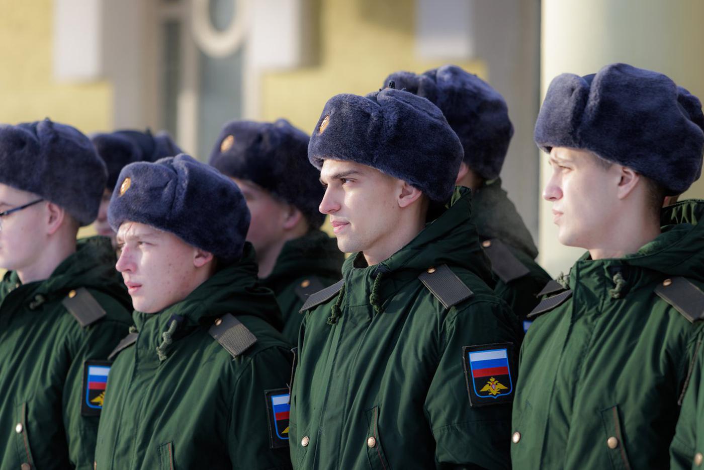 Песков рассказал, что всеобщая мобилизация в России не обсуждается