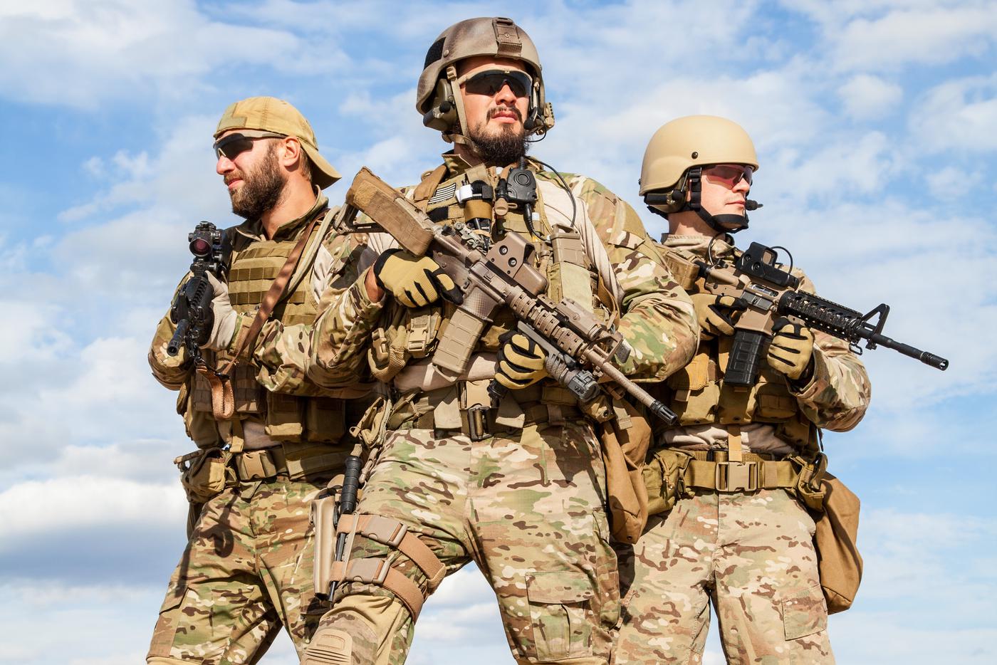 "Конец света всё ближе": Иран ждёт массированного вторжения американского спецназа