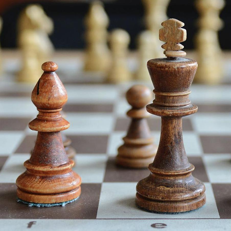 Тренировки по шахматам улучшат навык игры.