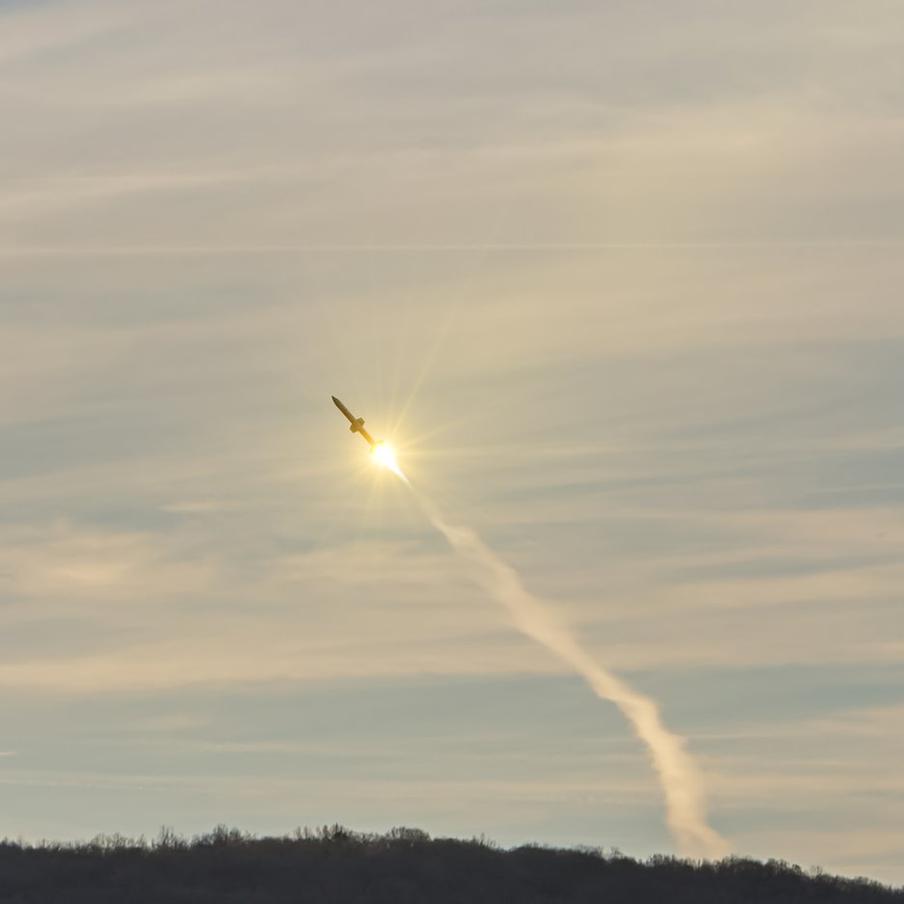 Над регионами России за ночь сбили 92 украинских БПЛА. В течение минувшей ночи российские силы ПВО успешно перехватили и уничтожили 92 украинских беспилотных летательных аппарата, которые пытались вторгнуться в воздушное пространство ряда российских регионов