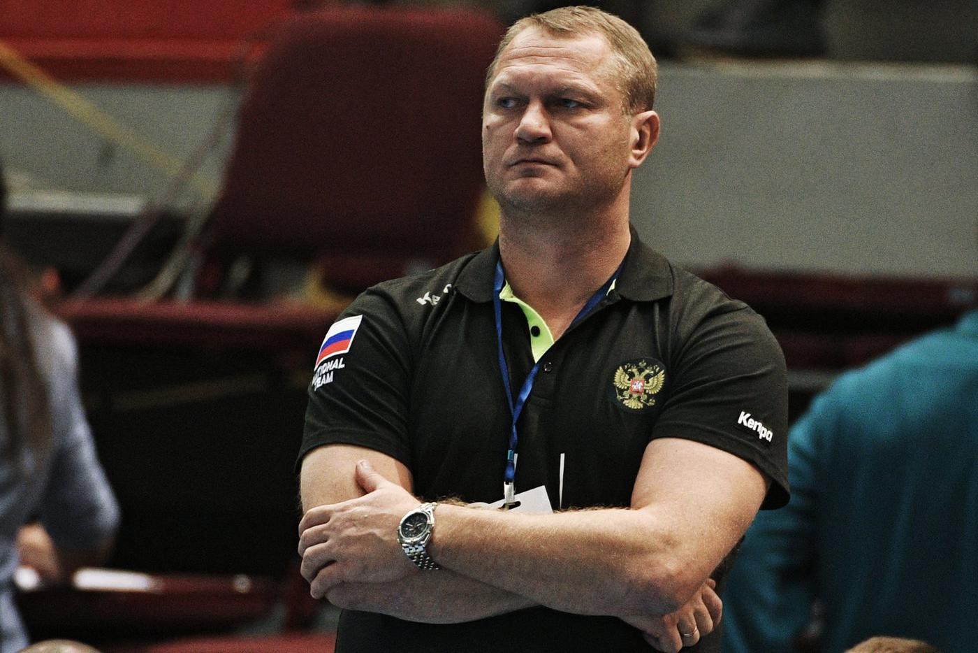 Олимпийский чемпион по гандболу Эдуард Кокшаров умер в 50 лет