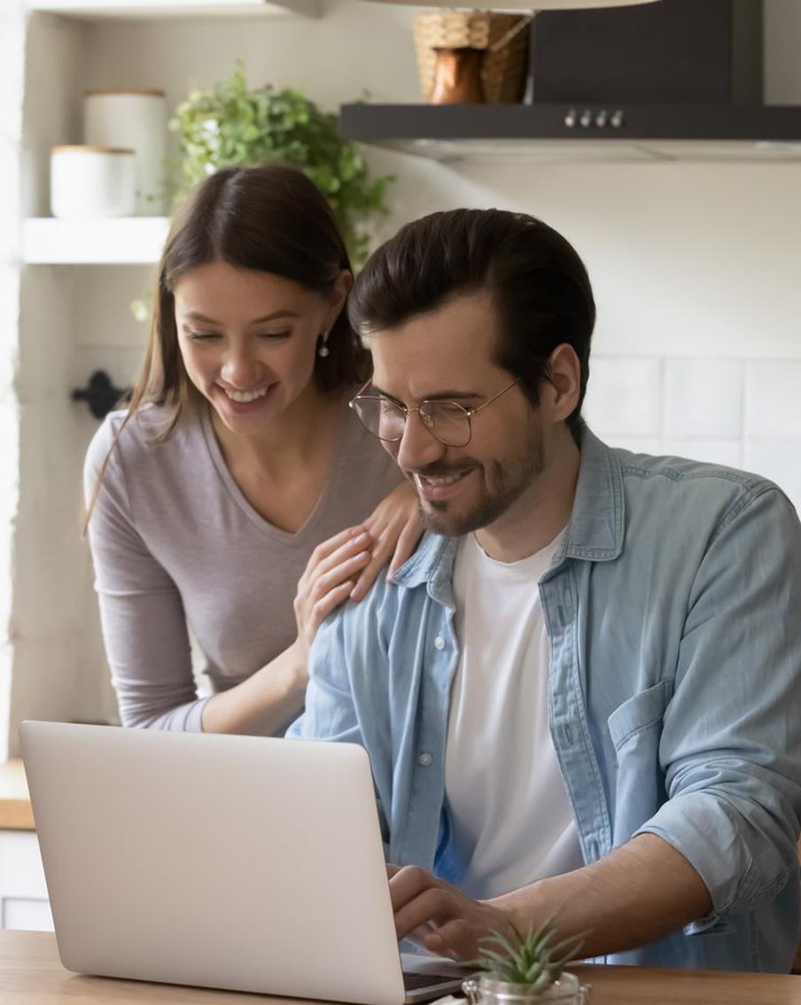 Кто берёт кредиты наличными