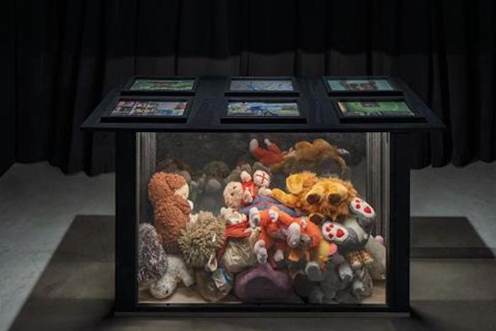 Афиша на 1 апреля: рассматриваем портреты дальневосточных жителей и говорим о вечном