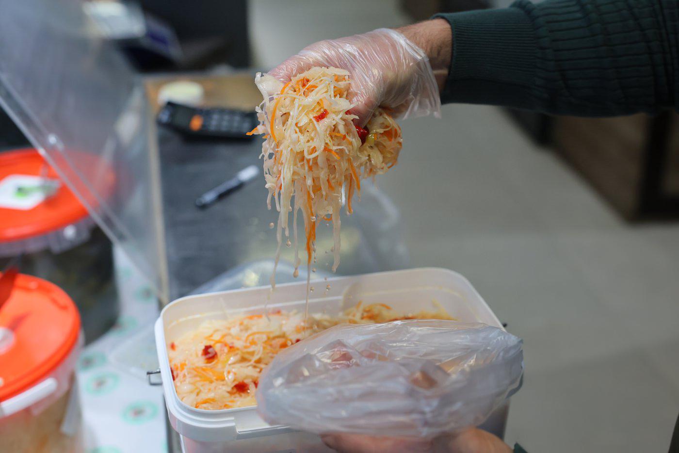 Хрустящая капуста без соли и уксуса.