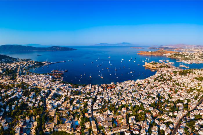 РИА "Новости": турсектор Турции готов идти на скидки ради туристов из России