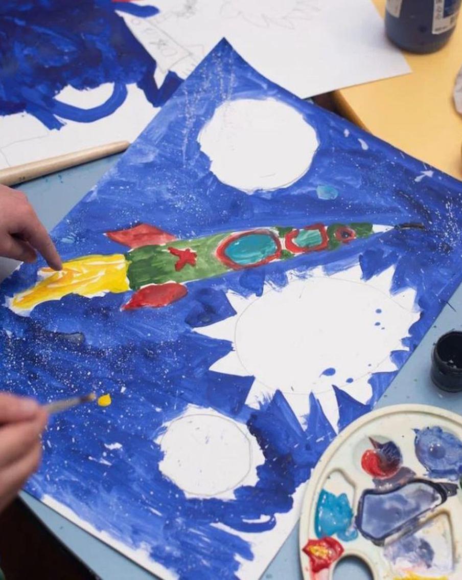 Афиша на 2 апреля: смотрим на космические просторы и слушаем стихи Пастернака