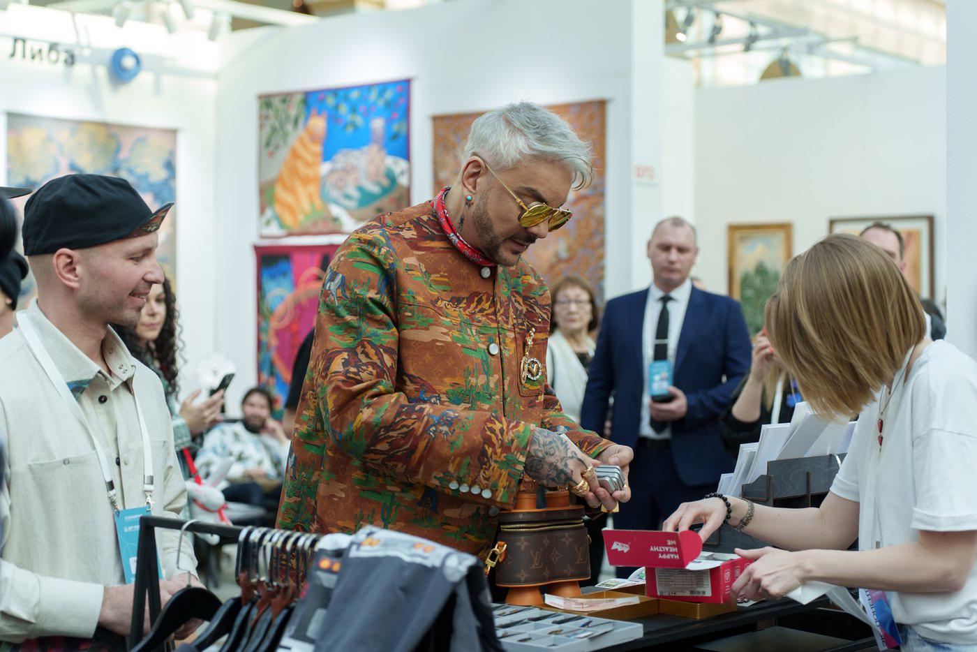 В числе покупателей отметился даже Филипп Киркоров.