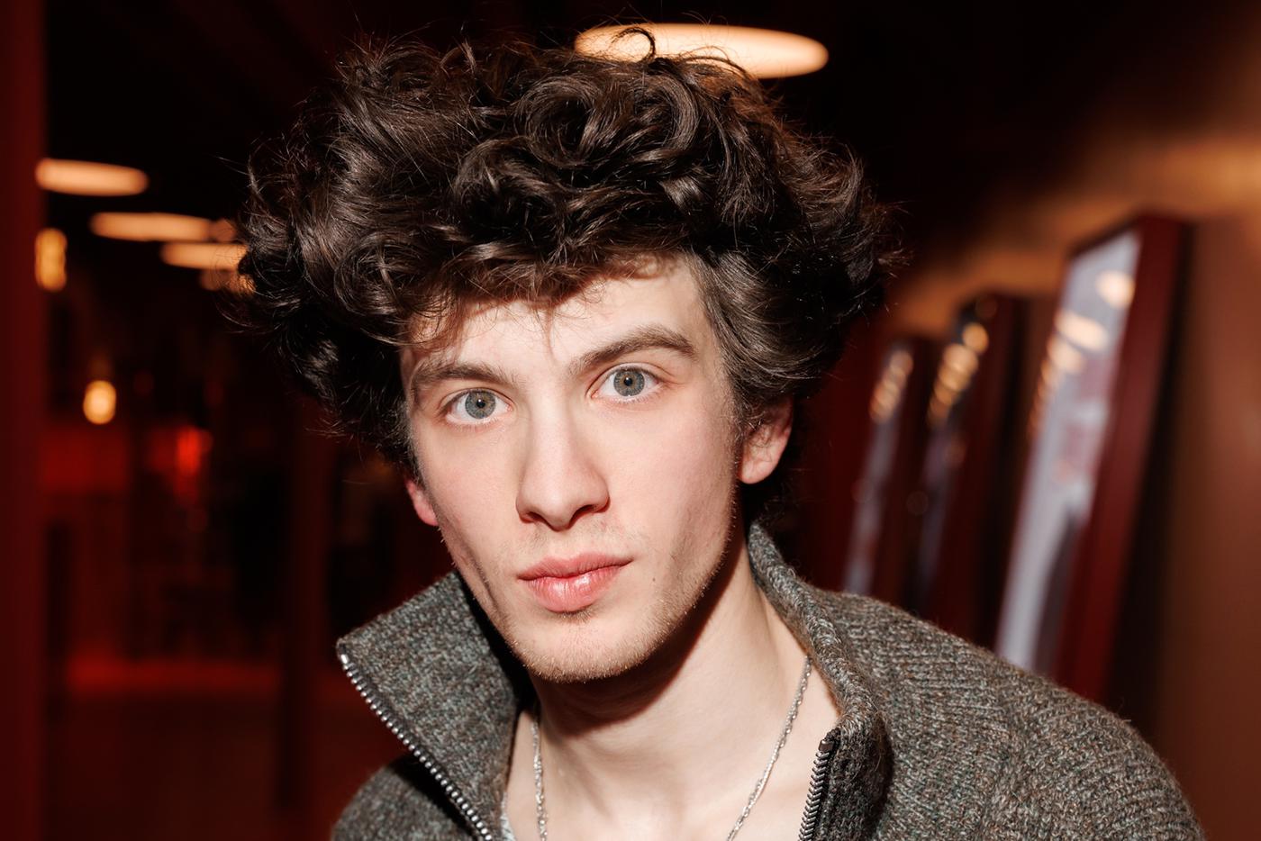 "Я нашёл своё место силы": Марк Эйдельштейн рассказал о работе в фильме "Космос засыпает"