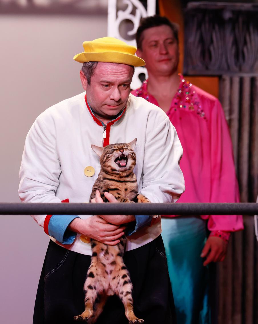 Заслуженный артист России Дмитрий Куклачев поздравил "Мосбилет" с днем рождения