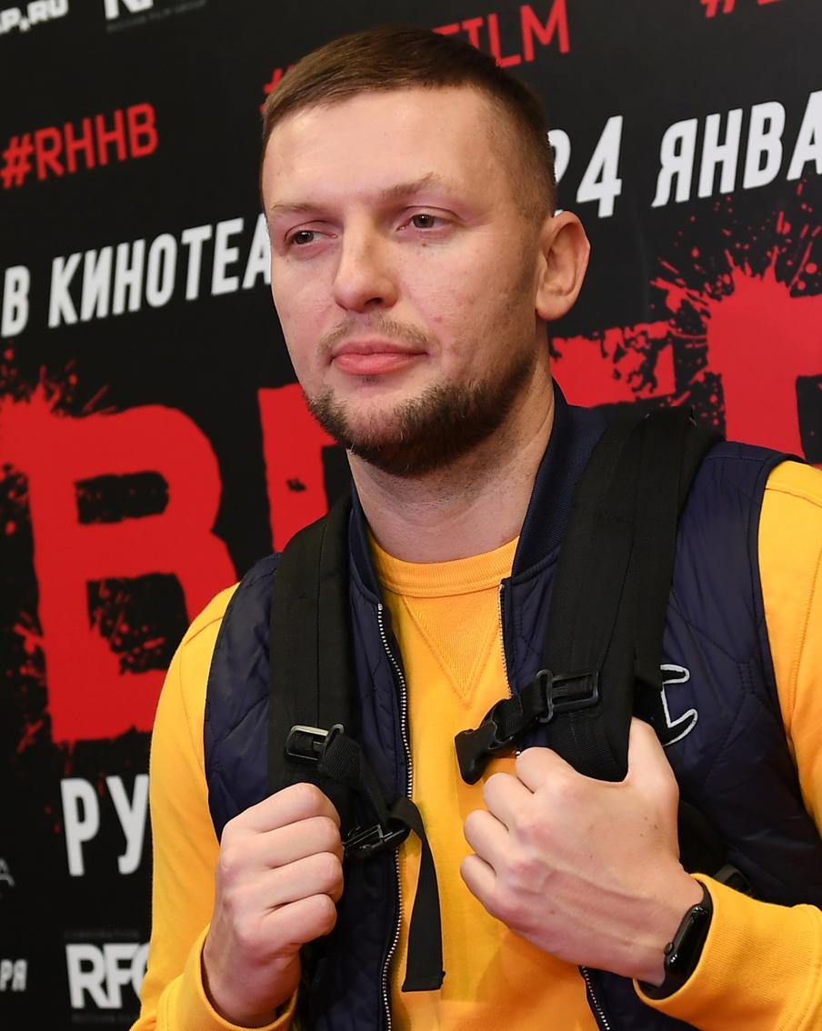 Популярный рэпер и иноагент: кем был скончавшийся в США россиянин Артём Бровков