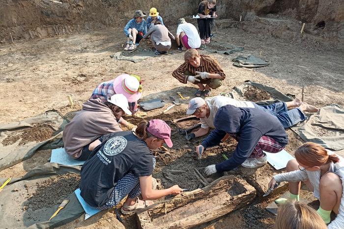 Кирилл Тишин уже неоднократно бывал в южных археологических экспедициях.
