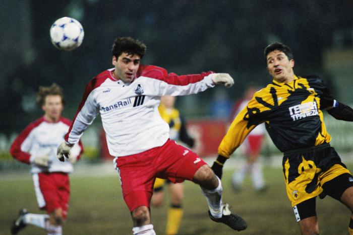 Ел диетическое собачье мясо: самые корпулентные звёзды футбола