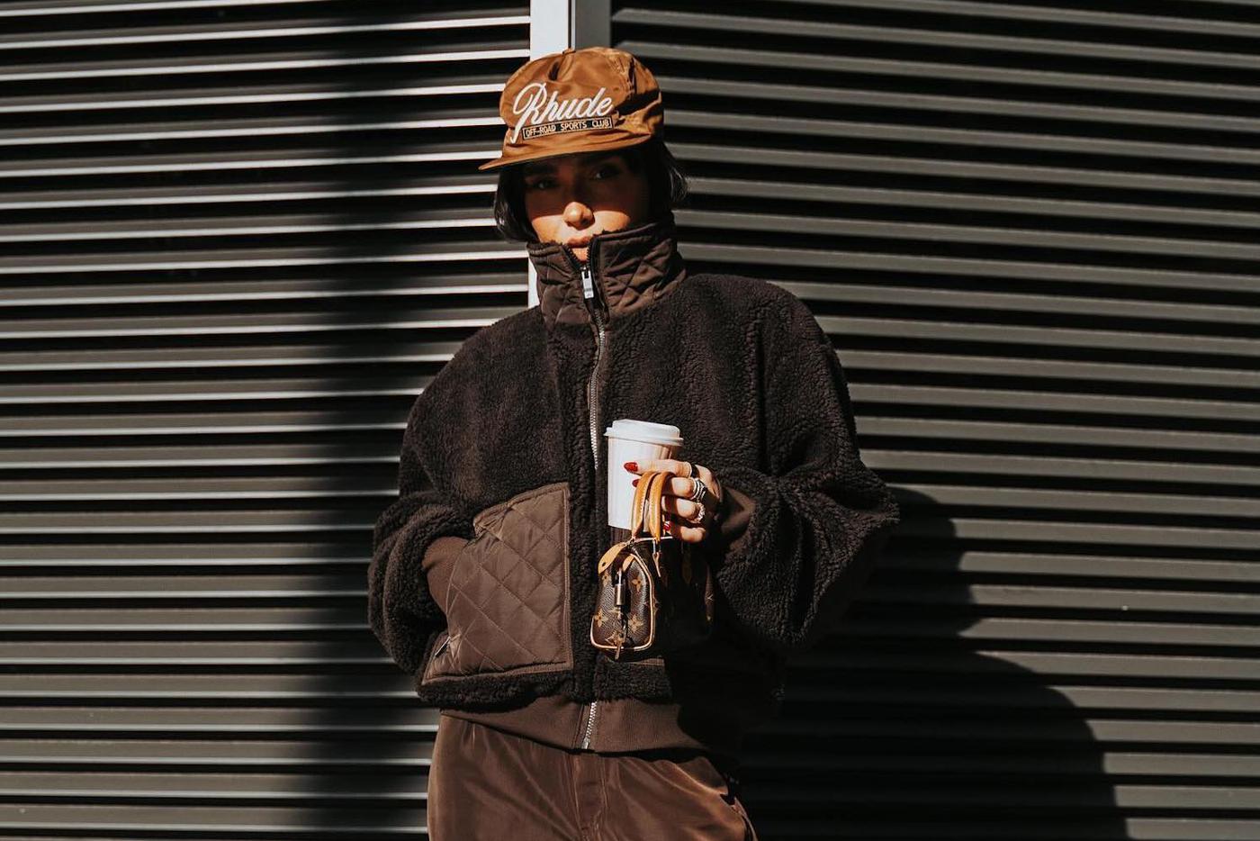 Капсула на апрель: 5 стильных вещей от дождя, ветра и холода