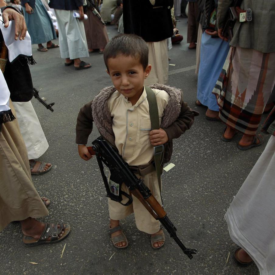 Иран мобилизует детей из-за отправки США десанта на Ближний Восток. Добровольцев от 12 лет хотят привлечь для "оказания вспомогательных услуг" – медпомощь, охрана контрольно-пропускных пунктов, а также приготовление пищи