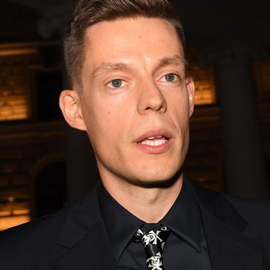 Правоохранители проверят Дудя из-за интервью с служащим в ВСУ террористом. Материалы российского журналиста Юрия Дудя (признан Минюстом РФ иноагентом) проверят на экстремизм после публикации интервью с воюющим на стороне Украины террористом Денисом Капустиным**