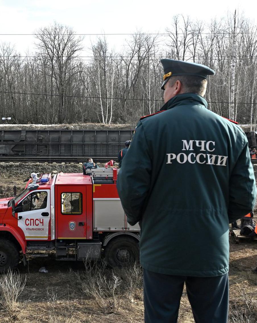 Количество пострадавших при сходе вагонов в Ульяновской области выросло до 59. В Ульяновской области сообщили об увеличении количества пострадавших при вчерашнем сходе вагонов пассажирского поезда в регионе. Теперь пострадавшими числятся 59 человек