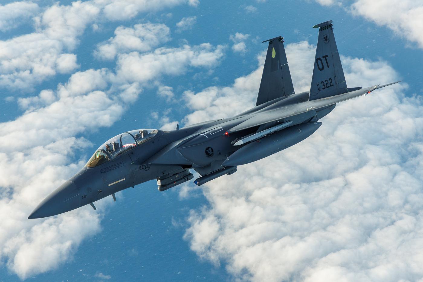 США отправили американский спецназ для спасения сбитого в Иране лётчика F-15