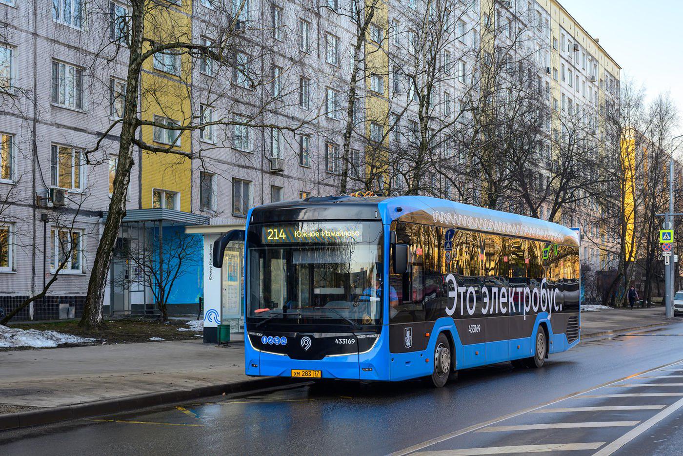 Самые современные электробусы вышли на маршрут 702 в ВАО