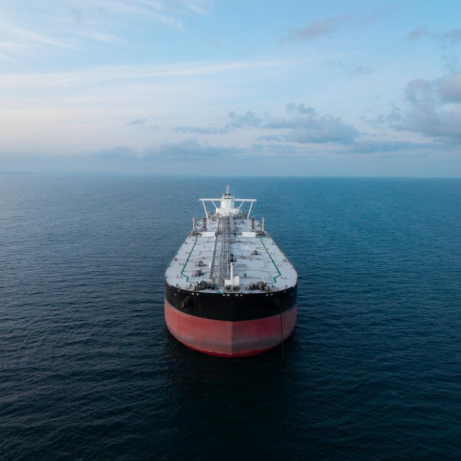 В США заявили о неготовности Ирана разблокировать Ормузский пролив. Американская разведка располагает данными о том, что власти Ирана в ближайшее время не планируют открывать для судоходства Ормузский пролив. В Тегеране используют его как рычаг давления на США в переговорах