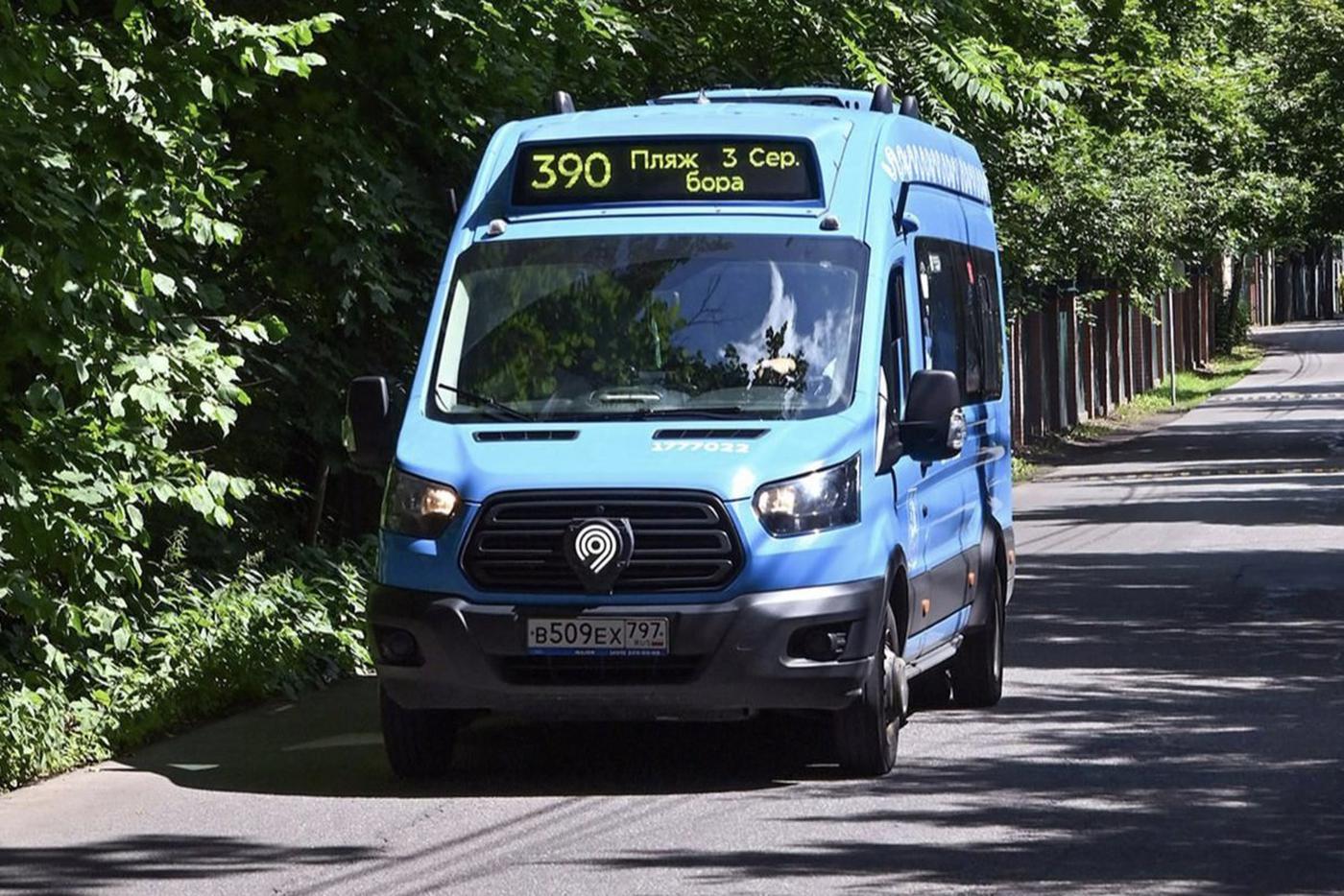 От "Полежаевской" до Серебряного бора: сезонный маршрут 390 возобновил работу