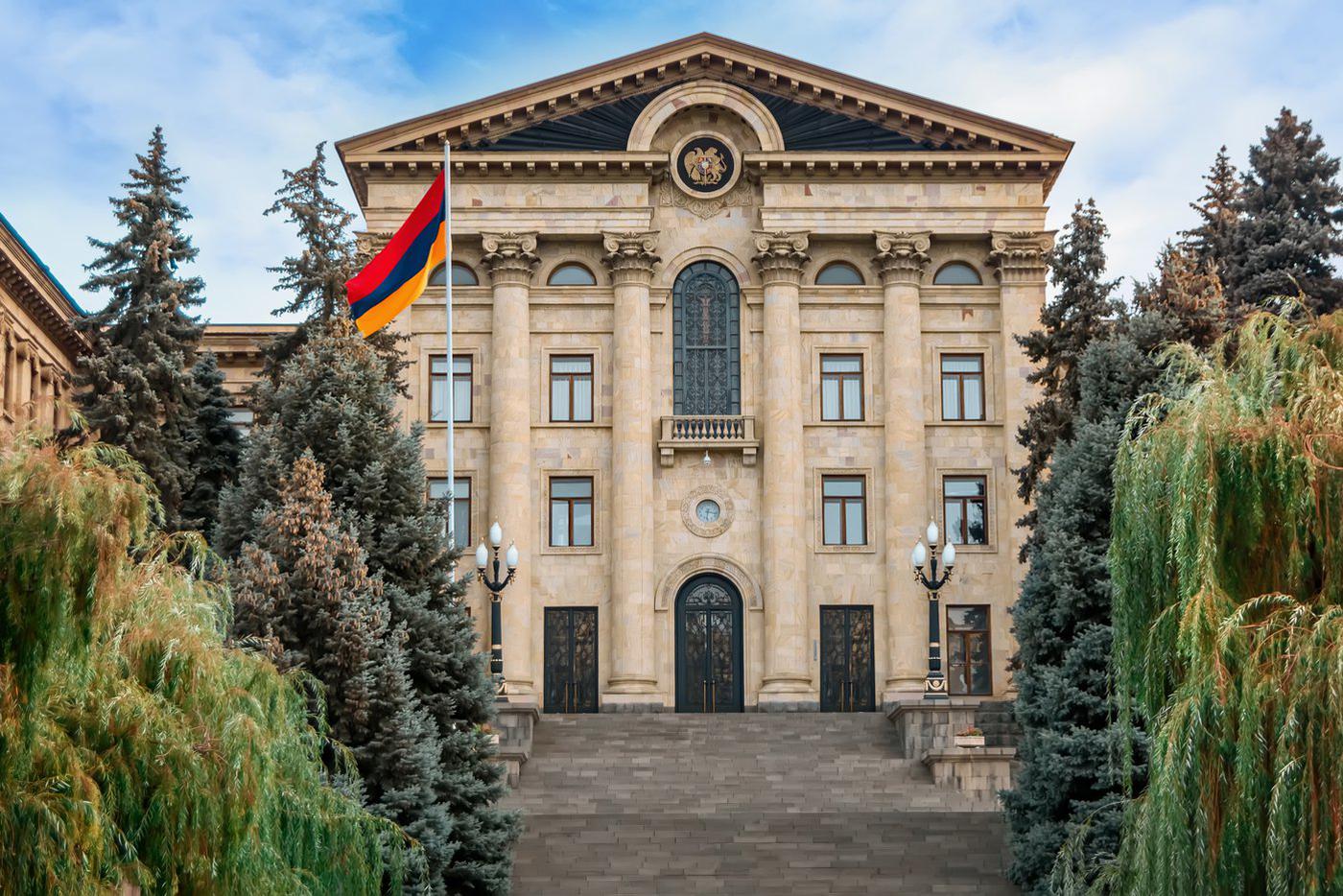 В Армении рассказали планируется ли выход страны из состава ОДКБ и ЕАЭС