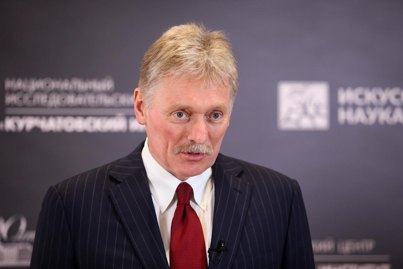 В Кремле заявили об отсутствии планов по отмене традиционного парада Победы 9 мая