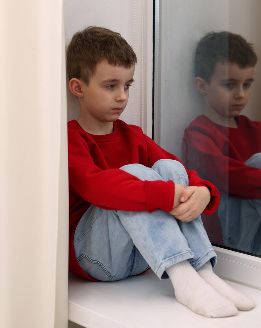 Что чувствуют аутисты и как к ним найти подход, рассказала профессор Пироговского университета