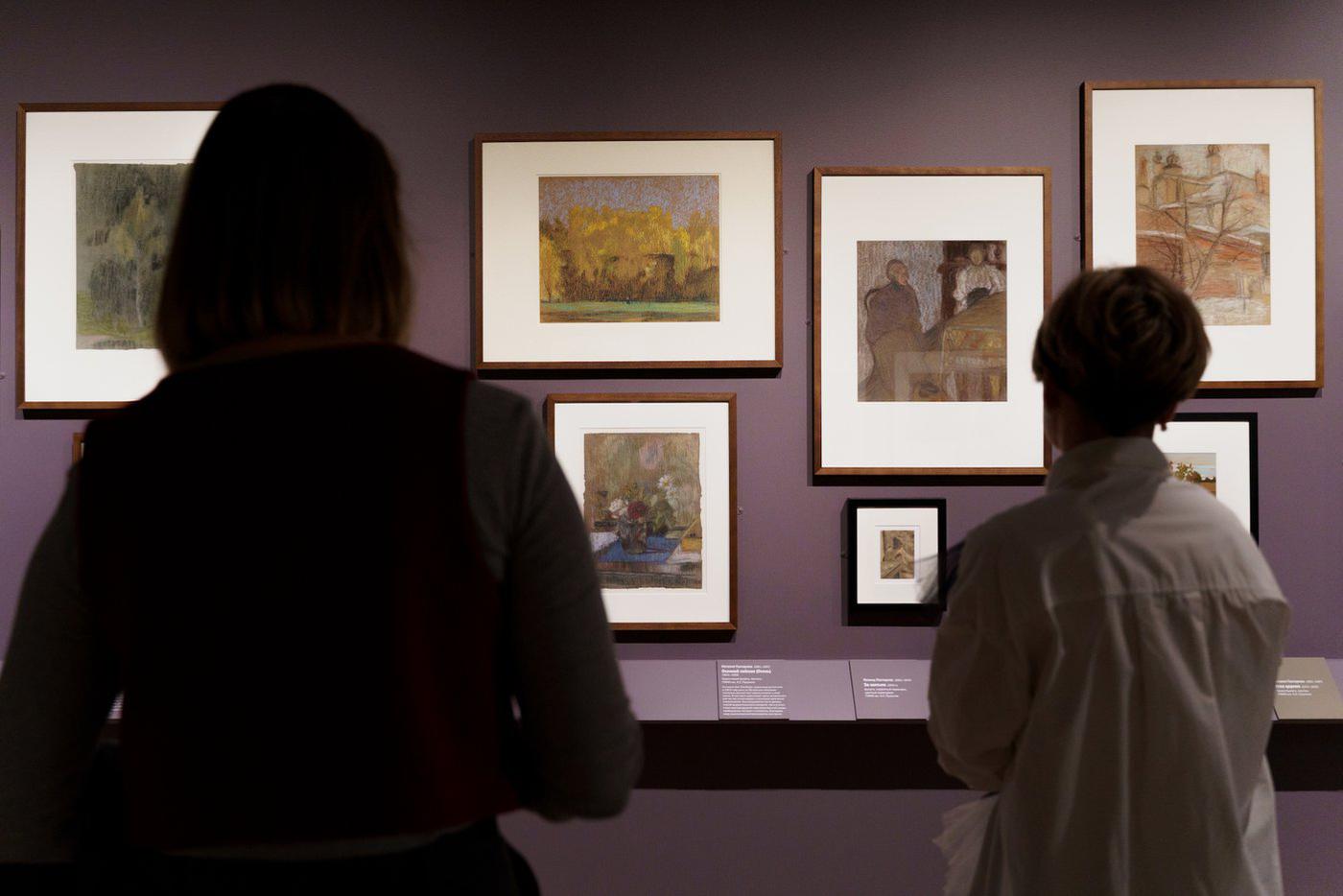 На выставке "Ларионов / Гончарова. Начало".