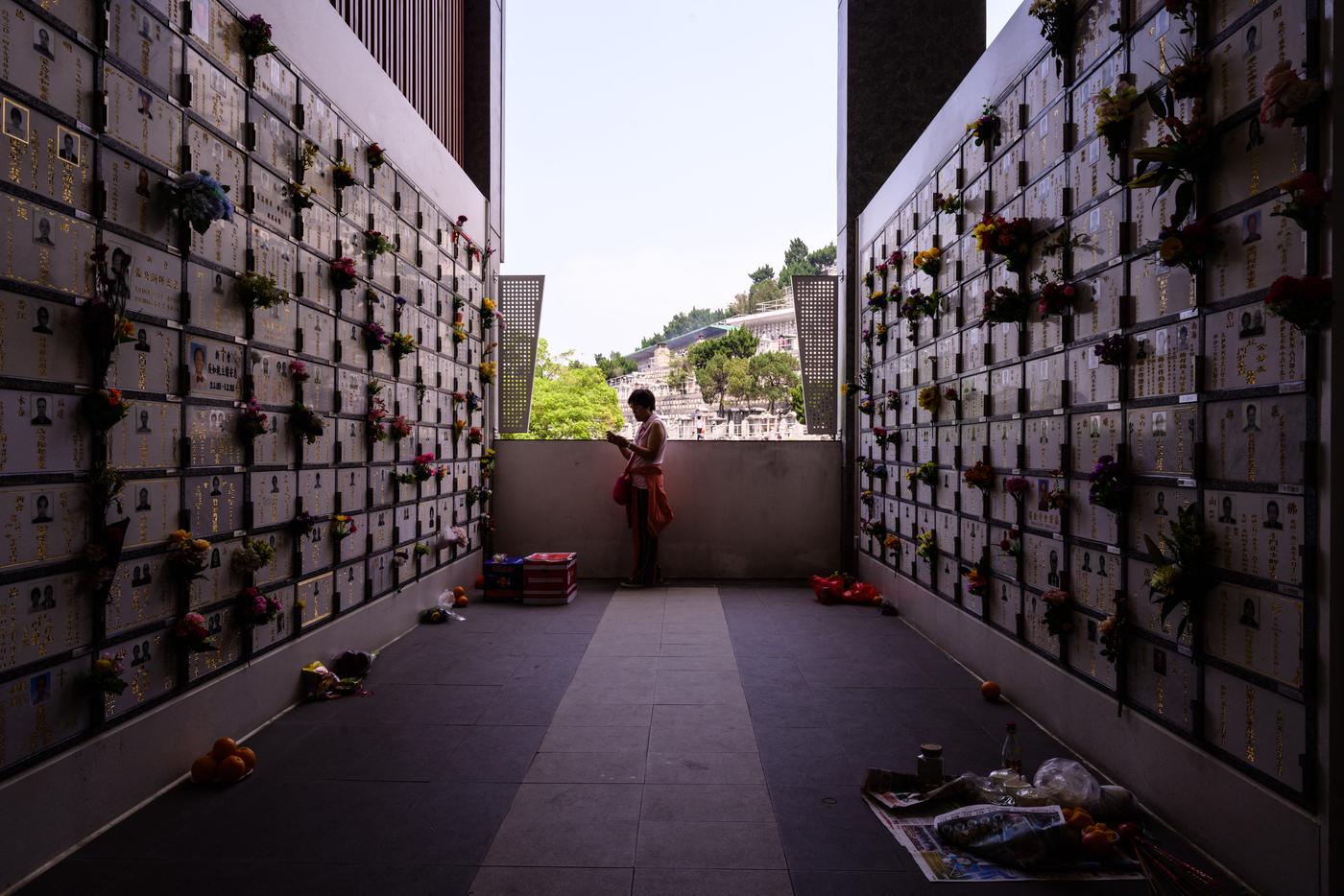 "Мой сосед – неживой!": в Китае квартиры массово скупают ради усопших