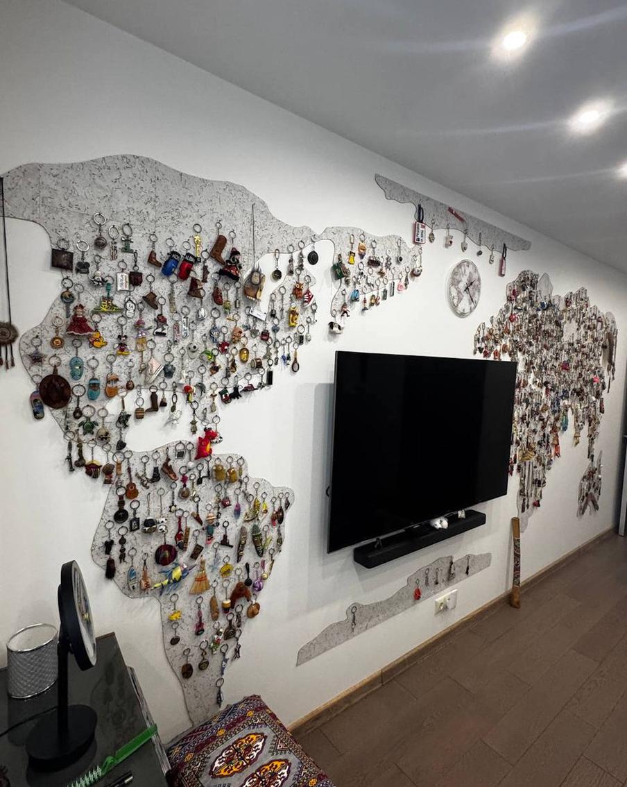 С каждым новым путешествием карту приходится уплотнять.