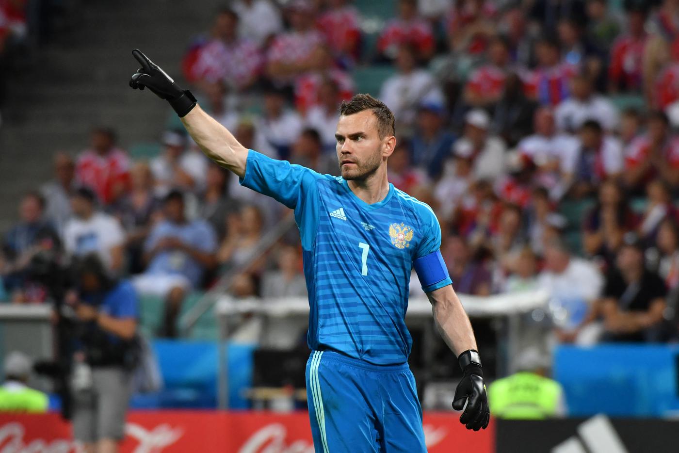 Детский тренер Акинфеева: "Называл Игоря сынком,чтобы его не обижали"