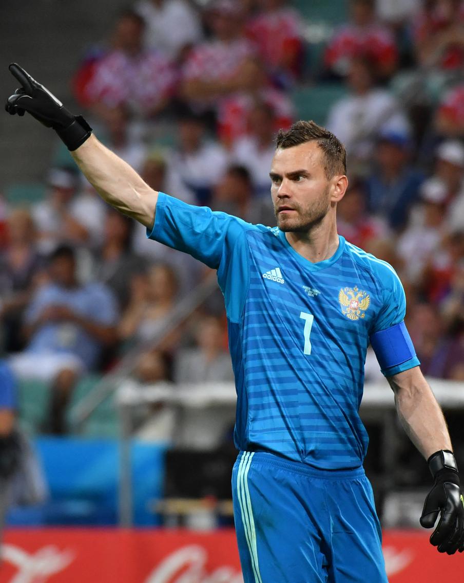 Детский тренер Акинфеева: "Называл Игоря сынком,чтобы его не обижали"