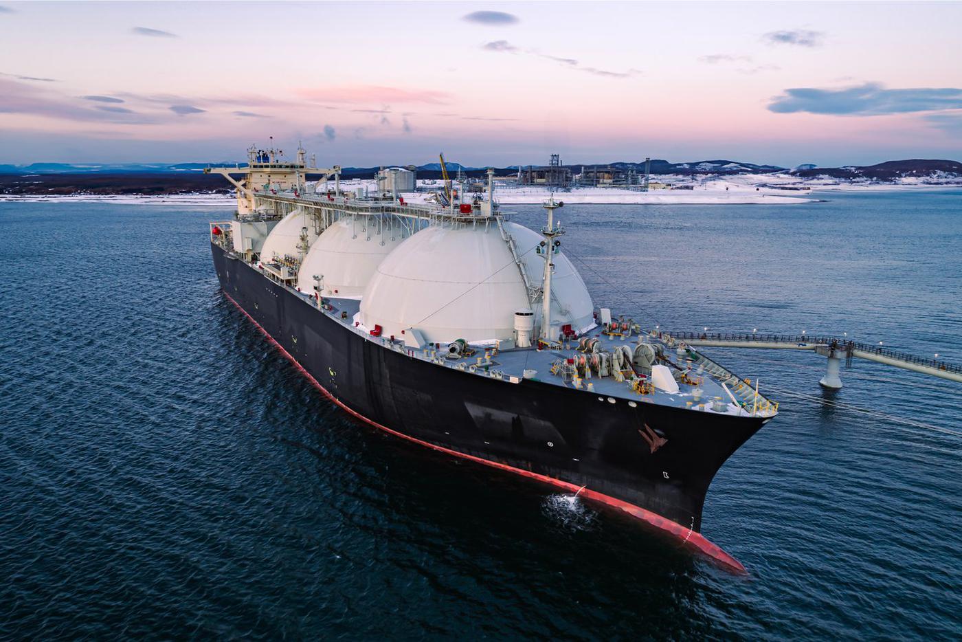 Цены на газ рухнули на 20% после перемирия США и Ирана