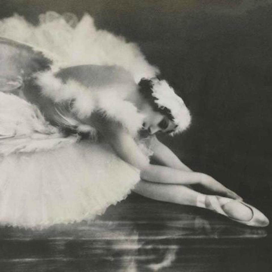 За 22 года своей карьеры Анна Павлова приняла участие в рекордном числе спектаклей – их было более девяти тысяч по всему миру.