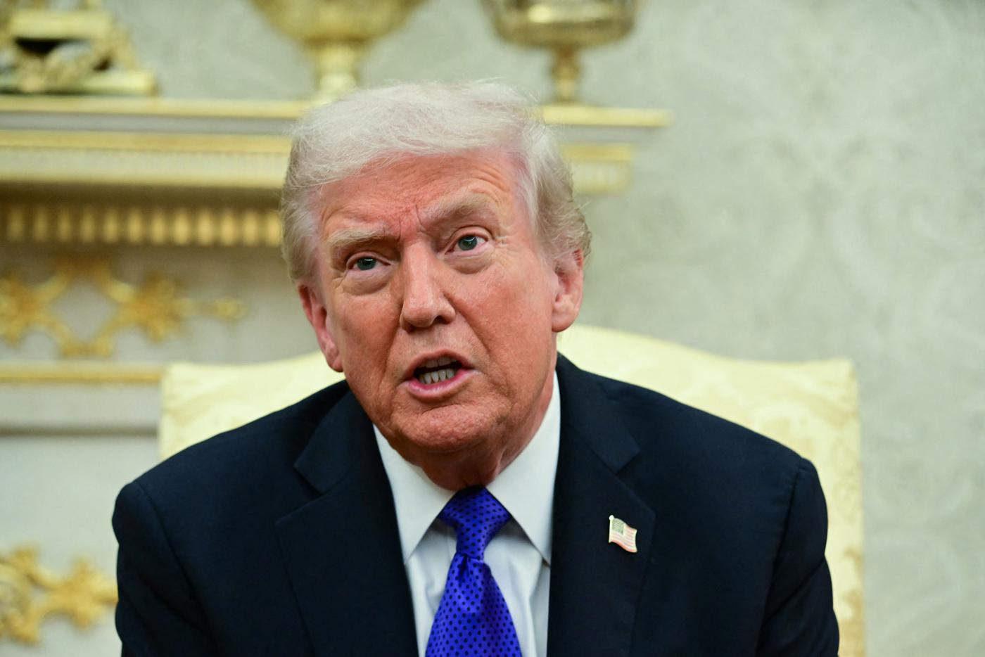 Трамп планирует обсудить с генсеком НАТО выход США из состава альянса