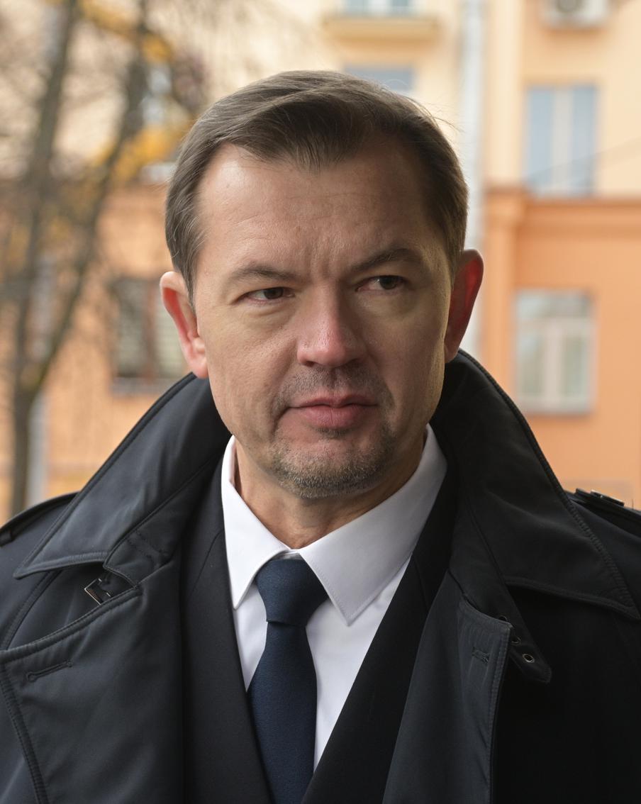 "Хочется запустить немного хаоса в свою жизнь". Интервью Metro с Алексеем Фатеевым