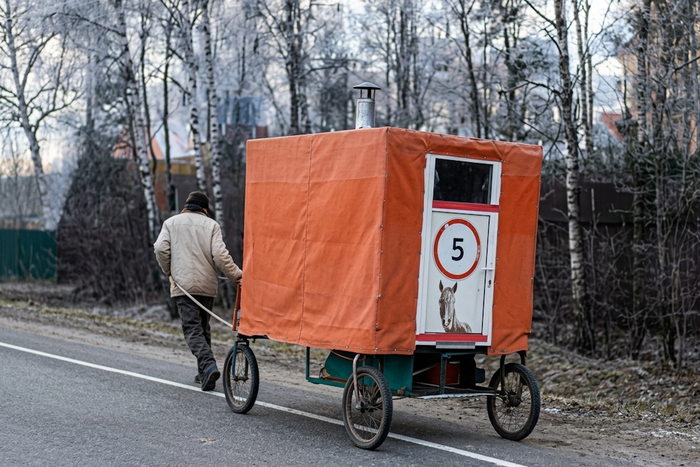 Идущий в Бразилию: житель Рязани с тележкой идёт пешком в Латинскую Америку