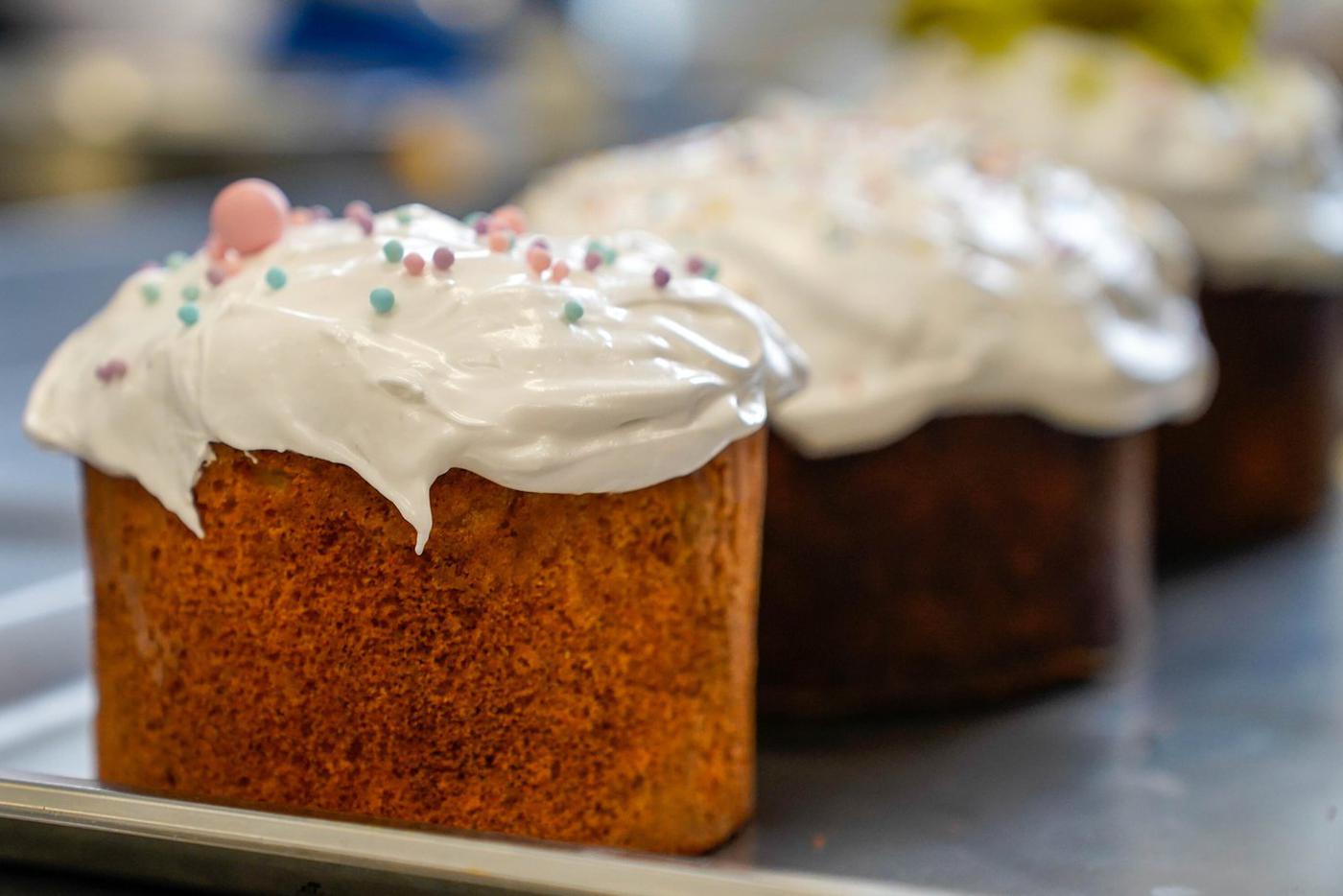 Масло подешевело и это ещё не предел: как меняются цены на ингредиенты для кулича