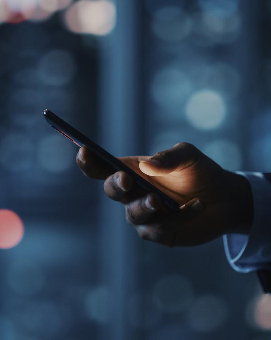 В Южной Корее сделали бесплатный доступ к мобильному Интернету для граждан. Теперь доступ к нему у всех жителей страны будет сохраняться, даже если на счету закончились деньги, чтобы не терять возможность оставаться на связи или пользоваться базовыми сервисами