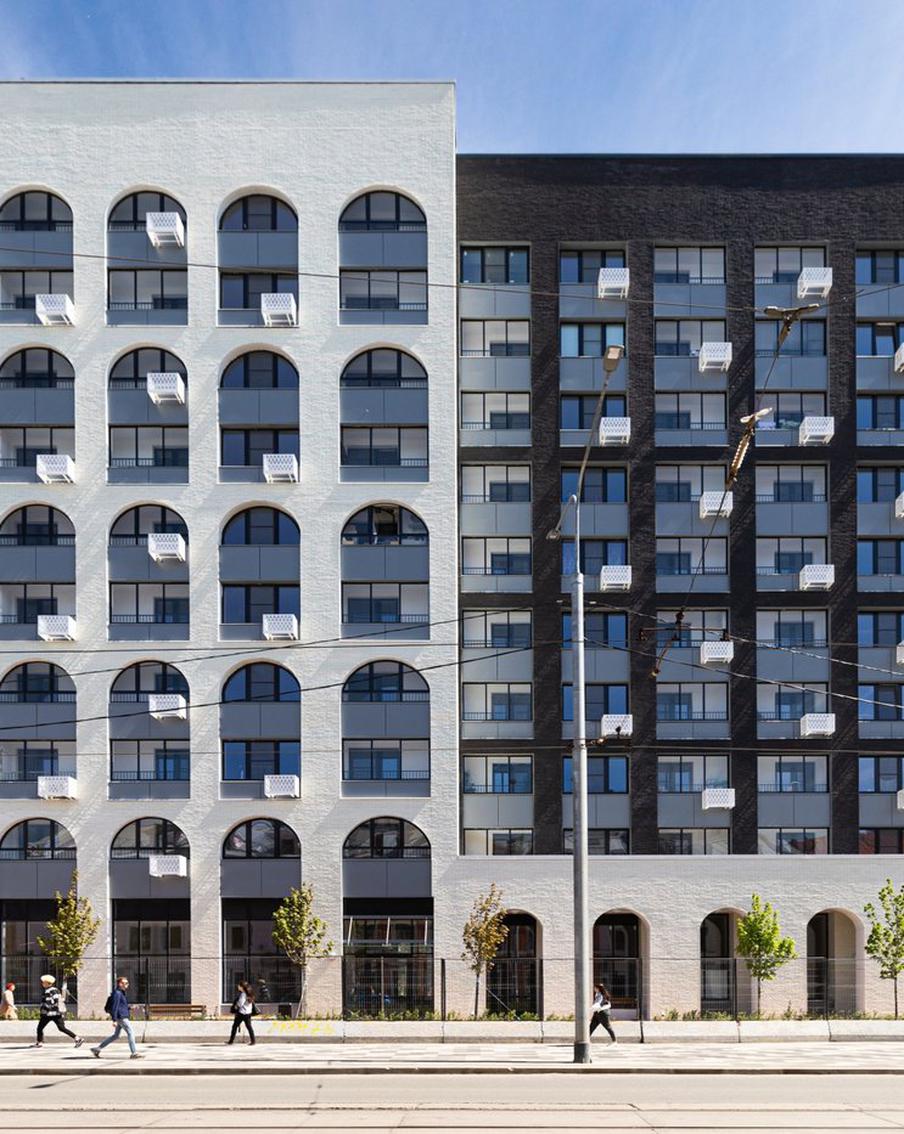 Владимир Ефимов: в ЮАО по программе реновации полностью расселили 88 старых домов