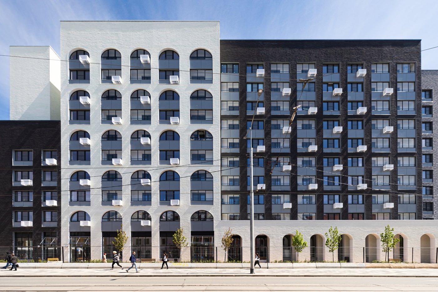 Владимир Ефимов: в ЮАО по программе реновации полностью расселили 88 старых домов