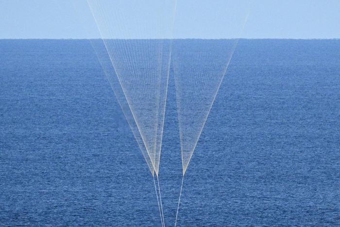 Первая за полвека пилотируемая лунная миссия Artemis II успешно завершилась возвращением экипажа на Землю