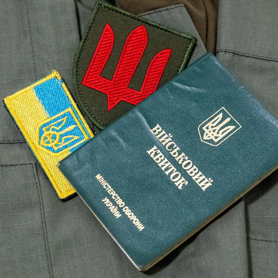 Le Point: более 20 тыс. бойцов ВСУ сбежали после лечения во Франции в 2025 году. Как сообщает журнал Le Point, десятки тысяч военнослужащих Вооружённых сил Украины (ВСУ) покинули ряды армии. По информации издания, каждый третий украинский военный, который проходил лечение во Франции, не вернулся на родину