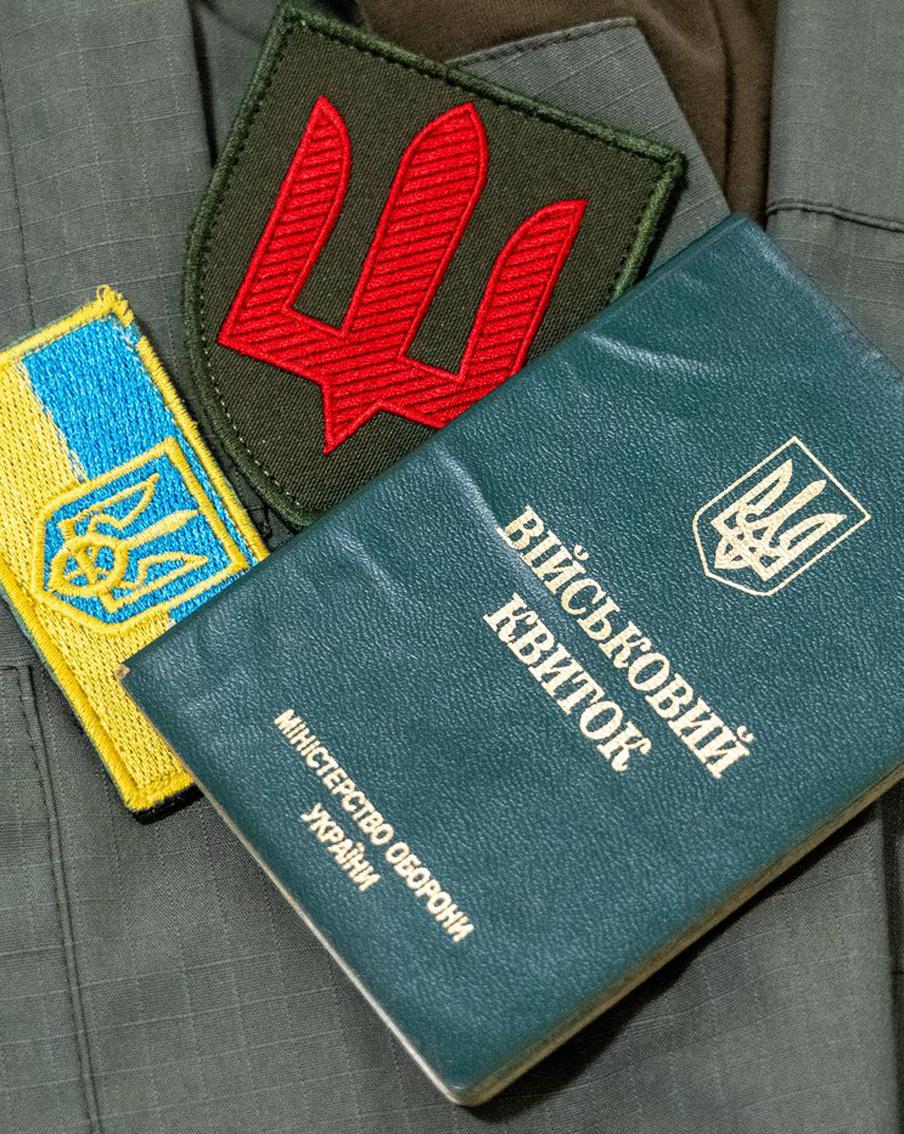 Le Point: более 20 тыс. бойцов ВСУ сбежали после лечения во Франции в 2025 году. Как сообщает журнал Le Point, десятки тысяч военнослужащих Вооружённых сил Украины (ВСУ) покинули ряды армии. По информации издания, каждый третий украинский военный, который проходил лечение во Франции, не вернулся на родину