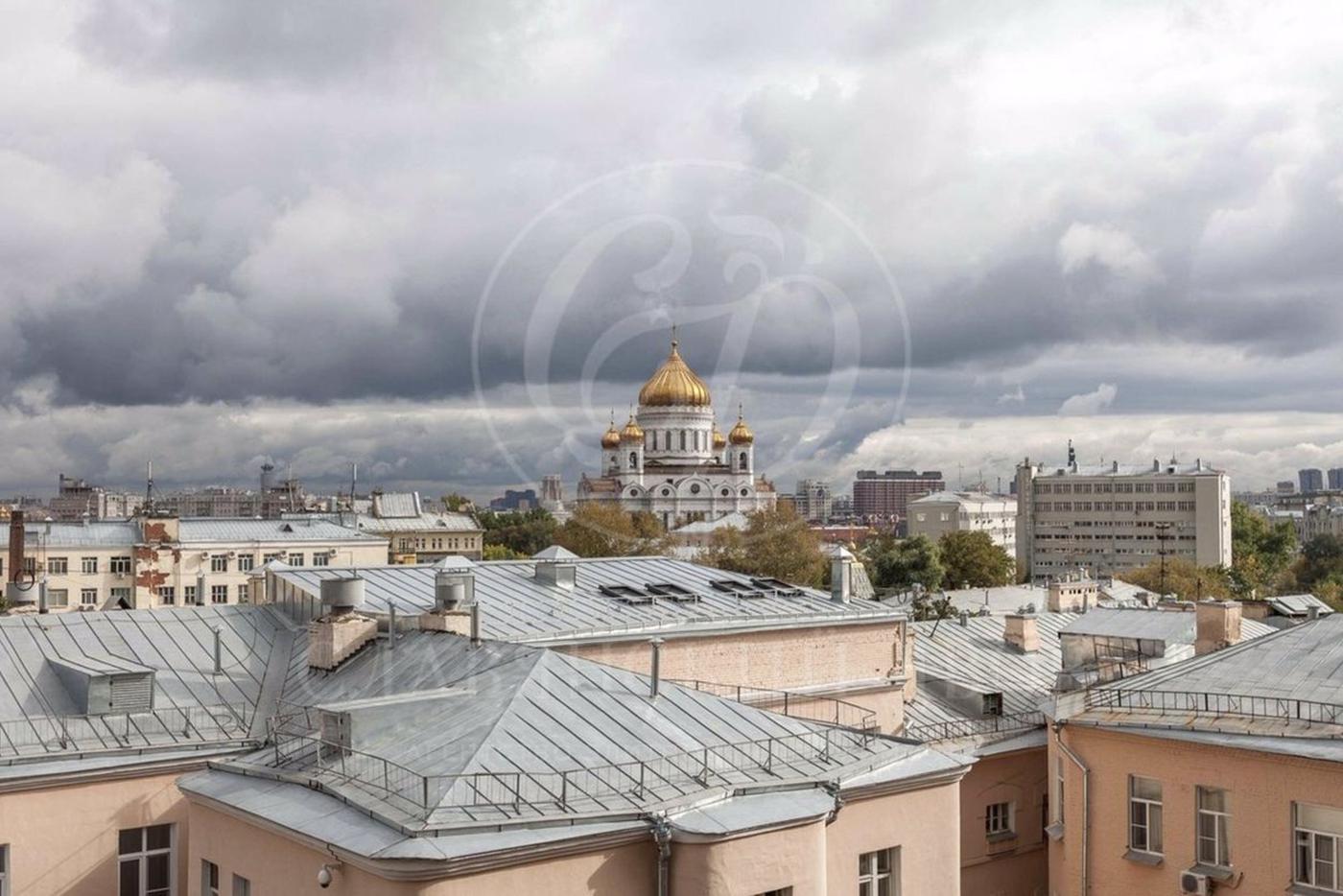 Вид из окон квартиры Аллы Пугачёвой.