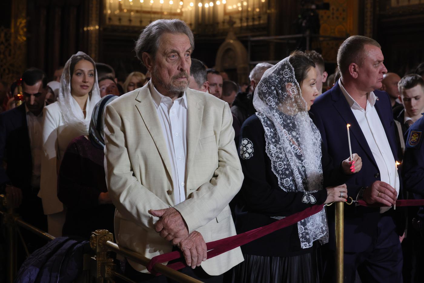 Эррола Маска заметили на пасхальной службе в храме Христа Спасителя в Москве