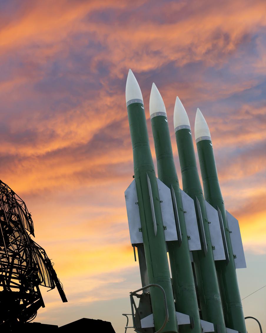 Посольство Китая опровергло наличие планов по передаче Ирану систем ПВО. Китайские власти не располагают планами по передаче комплексов противовоздушной обороны иранским военным ни в ближайшее время, ни в отдалённом будущем