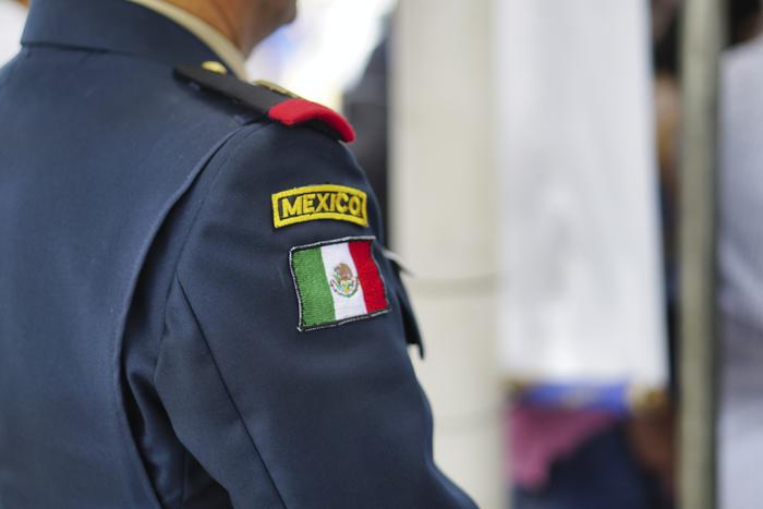 Несовершеннолетняя россиянка насильно удерживается властями Мексики на территории страны